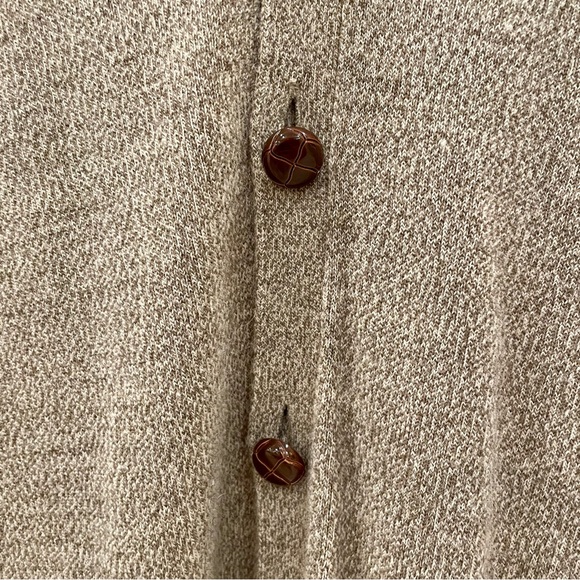 Vintage Marled V-neck Quilted Button Cardigan in Light Brown - Picture 4 of 5